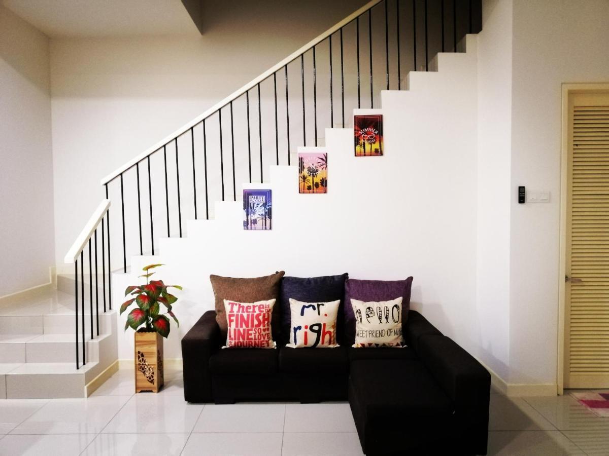 A&D Home-Stay @Kota Warisan, Sepang Eksteriør bilde