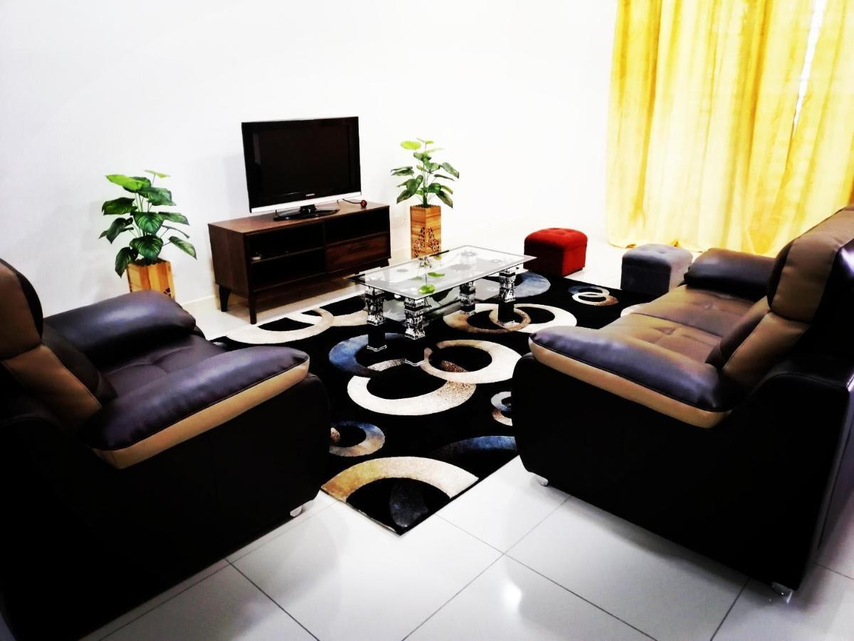 A&D Home-Stay @Kota Warisan, Sepang Eksteriør bilde